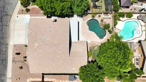 View/Area - 846 E Constitution Dr, Gilbert, AZ 85296 photo 2 of 3