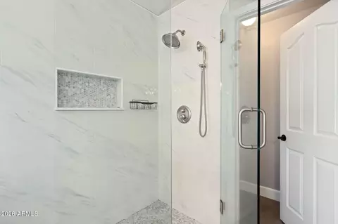 Bath - 846 E Constitution Dr, Gilbert, AZ 85296 photo 5 of 7
