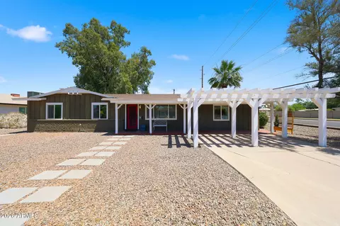 2302 W Berridge Ln, Phoenix, AZ 85015