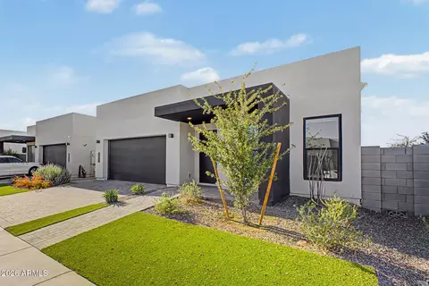 Exterior - 10262 E Utah Ave, Mesa, AZ 85212 photo 4 of 10