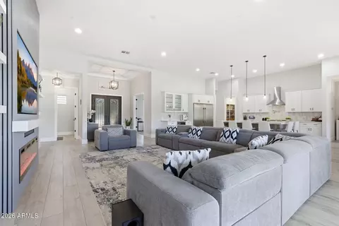 Living - 37233 N 11th Ave, Phoenix, AZ 85086 photo 4 of 7