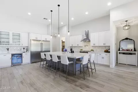 Kitchen - 37233 N 11th Ave, Phoenix, AZ 85086 photo 1 of 12