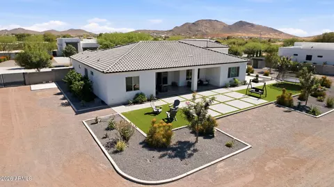 Exterior - 37233 N 11th Ave, Phoenix, AZ 85086 photo 18 of 24