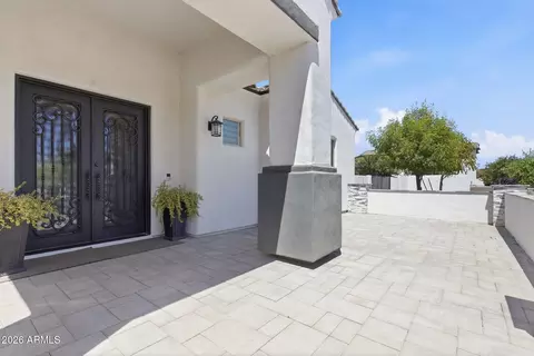 Exterior - 37233 N 11th Ave, Phoenix, AZ 85086 photo 11 of 24