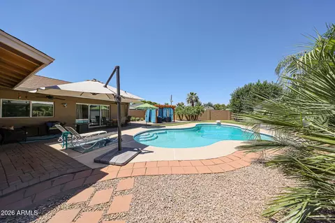 5020 W Ironwood Dr, Glendale, AZ 85302