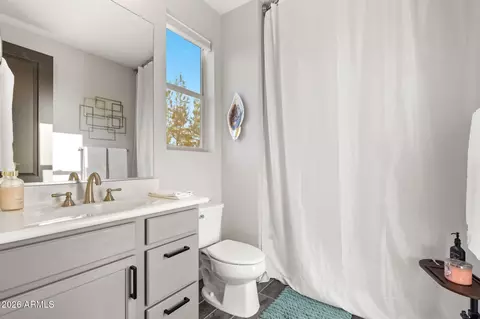 Bath - 3017 E Silo Dr, Gilbert, AZ 85296 photo 4 of 7