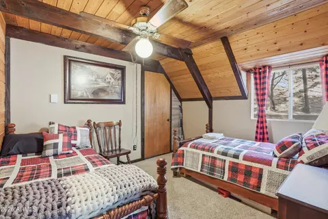 Bedroom - 3949 N Apache Trl, Pine, AZ 85544 photo 3 of 4