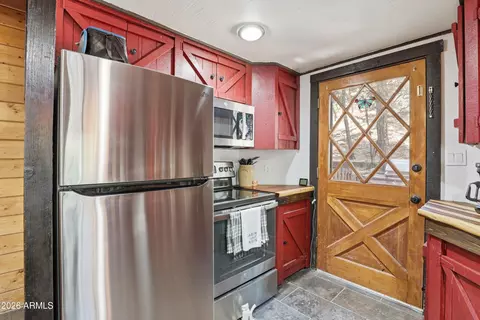 Kitchen - 3949 N Apache Trl, Pine, AZ 85544 photo 2 of 3