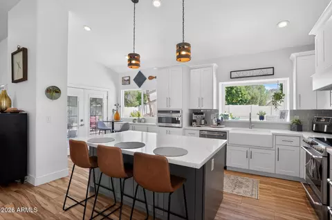 Kitchen - 3418 E Tere St E, Phoenix, AZ 85044 photo 5 of 6