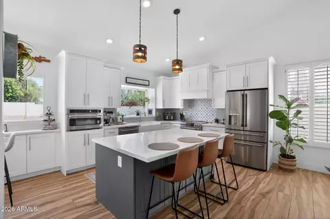 Kitchen - 3418 E Tere St E, Phoenix, AZ 85044 photo 4 of 6