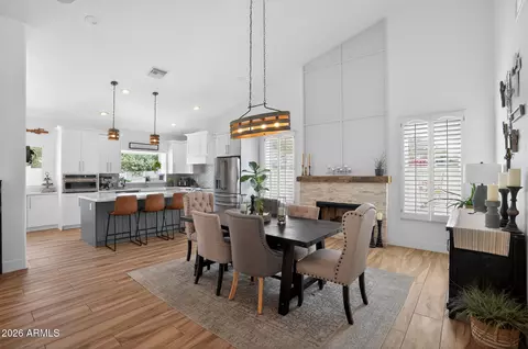 Dining - 3418 E Tere St E, Phoenix, AZ 85044 photo 2 of 2