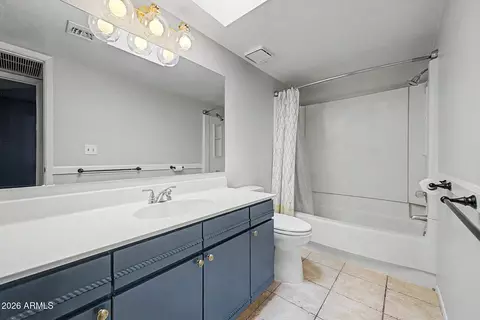 Bath - 1326 E Susan Ln, Tempe, AZ 85288 photo 2 of 2