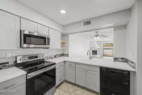 Kitchen - 1326 E Susan Ln, Tempe, AZ 85288 photo 2 of 2
