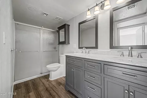 Bath - 1326 E Susan Ln, Tempe, AZ 85288 photo 1 of 2