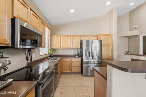 Kitchen - 3906 E Pollack St, Phoenix, AZ 85042 photo 4 of 4