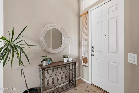 Entry Way - 3906 E Pollack St, Phoenix, AZ 85042 photo 2 of 4