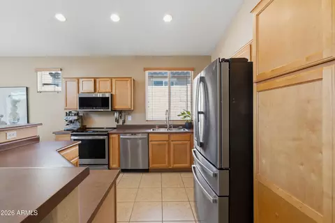 Kitchen - 3906 E Pollack St, Phoenix, AZ 85042 photo 2 of 4