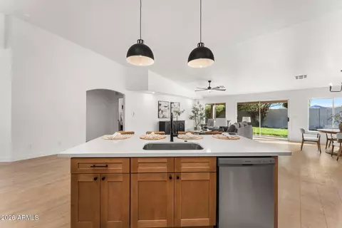 Kitchen - 10553 E Dolphin Ave, Mesa, AZ 85208 photo 6 of 6
