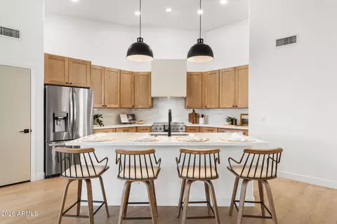 Kitchen - 10553 E Dolphin Ave, Mesa, AZ 85208 photo 3 of 6