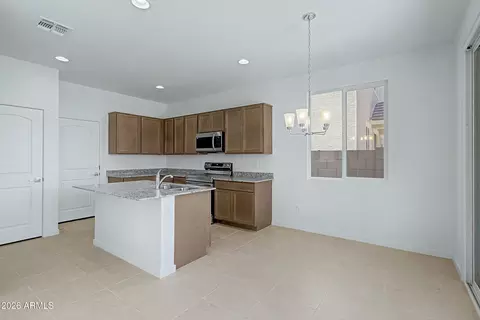 Kitchen - 10726 E Dragoon Cir, Mesa, AZ 85208 photo 1 of 5