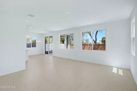 Living - 10726 E Dragoon Cir, Mesa, AZ 85208 photo 2 of 4
