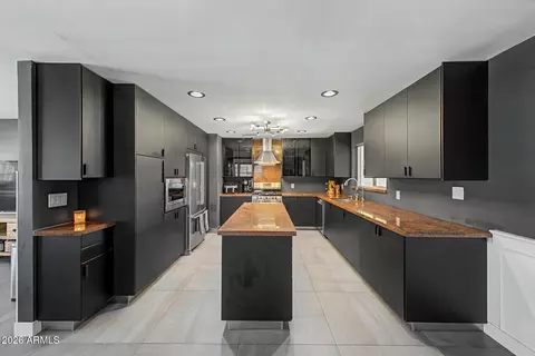 Kitchen - 1761 W 5th Pl, Mesa, AZ 85201 photo 1 of 5