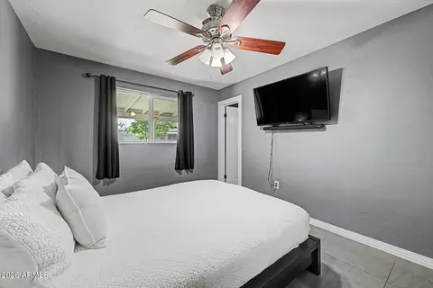 Bedroom - 1761 W 5th Pl, Mesa, AZ 85201 photo 2 of 6