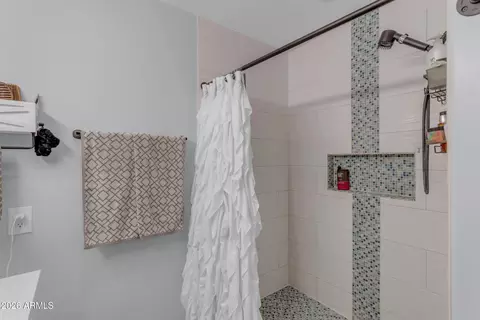 Bath - 704 N Gentry Cir, Mesa, AZ 85213 photo 6 of 6