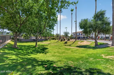 Exterior - 3150 E Beardsley Rd #1010, Phoenix, AZ 85050 photo 5 of 5