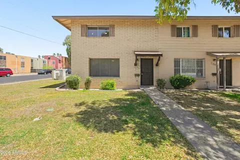 4356 W Ocotillo Rd, Glendale, AZ 85301