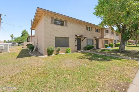 4356 W Ocotillo Rd, Glendale, AZ 85301