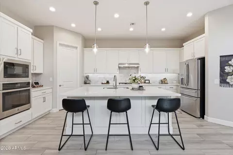 Kitchen - 9937 E Tesla Ave, Mesa, AZ 85212 photo 1 of 6