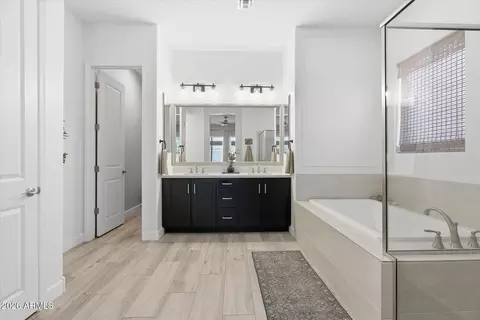 Bath - 9937 E Tesla Ave, Mesa, AZ 85212 photo 1 of 2