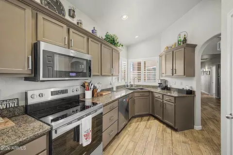 Kitchen - 6612 E Raftriver St, Mesa, AZ 85215 photo 4 of 4
