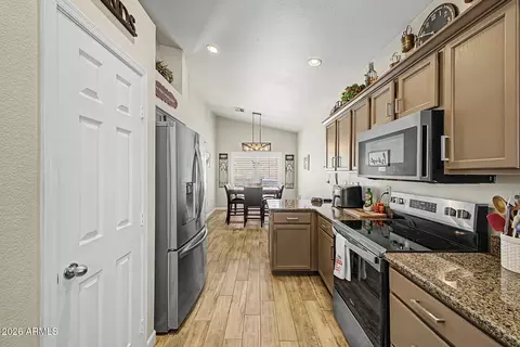 Kitchen - 6612 E Raftriver St, Mesa, AZ 85215 photo 3 of 4