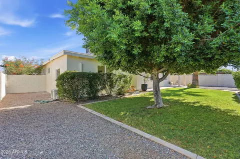 933 E Cavalier Dr, Phoenix, AZ 85014 photo 41