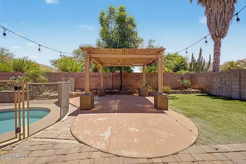 Exterior - 4237 E Del Rio St, Gilbert, AZ 85295 photo 5 of 8