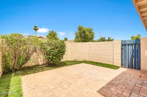 Exterior - 962 E Vaughn Ave, Gilbert, AZ 85234 photo 2 of 6