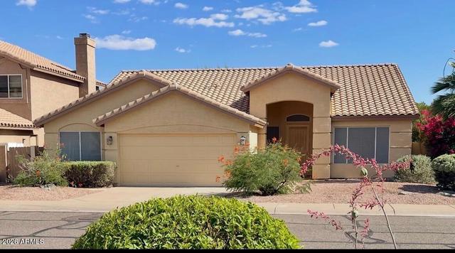 1427 W South Fork Dr, Phoenix, AZ 85045
