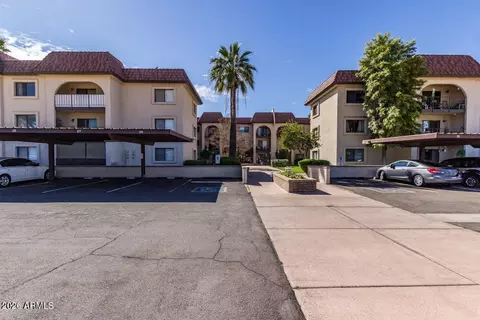 Exterior - 3033 E Devonshire Ave #3029, Phoenix, AZ 85016 photo 3 of 6