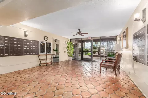 Entry Way - 3033 E Devonshire Ave #3029, Phoenix, AZ 85016 photo 2 of 2