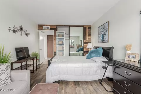 Bedroom - 3033 E Devonshire Ave #3029, Phoenix, AZ 85016 photo 6 of 6