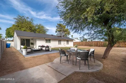 Exterior - 4653 E Almeria Rd, Phoenix, AZ 85008 photo 12 of 12