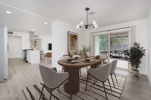 Dining - 4653 E Almeria Rd, Phoenix, AZ 85008 photo 2 of 3