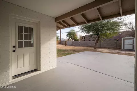 Exterior - 4653 E Almeria Rd, Phoenix, AZ 85008 photo 4 of 12