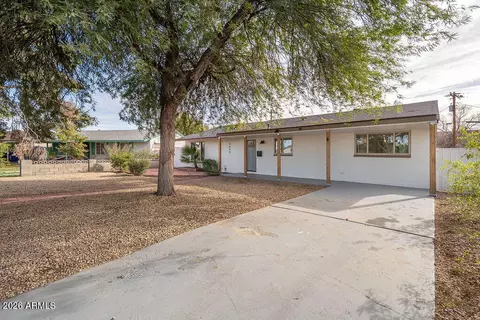 Exterior - 4653 E Almeria Rd, Phoenix, AZ 85008 photo 2 of 12