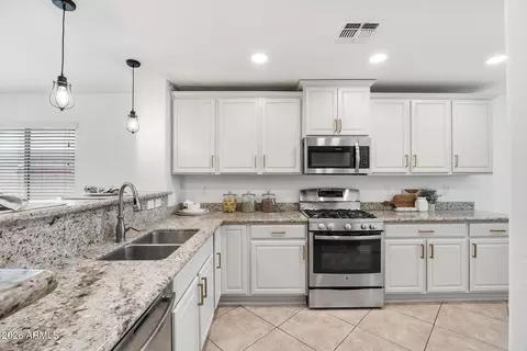 Kitchen - 2159 E Stacey Rd, Gilbert, AZ 85298 photo 1 of 5