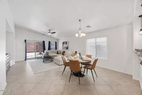 Dining - 2159 E Stacey Rd, Gilbert, AZ 85298 photo 5 of 6