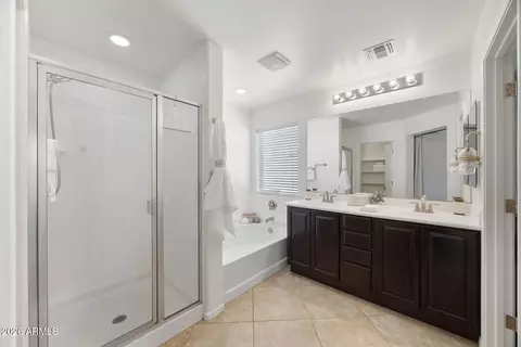Bath - 2159 E Stacey Rd, Gilbert, AZ 85298 photo 2 of 2