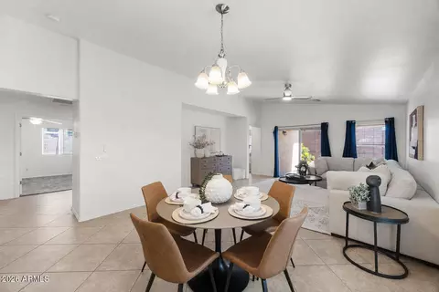 Dining - 2159 E Stacey Rd, Gilbert, AZ 85298 photo 6 of 6